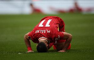 薩拉赫在歐冠開場6分鐘完成傳射，是英格蘭俱樂部球員首人