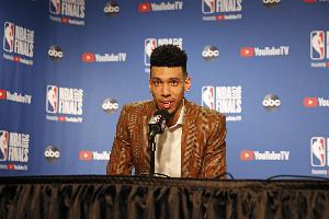 鐵林：不該縮短每節時間 真正拖沓的是犯規 可以把罰球改成1罰2分