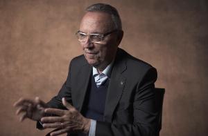 前巴薩主席：我不會和菲戈打招呼，作為巴薩球迷我只希望球隊贏球