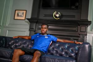 多特沒賣說明書？吉滕斯7場259分鐘0球0助，英超又一個“007”