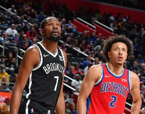 歡迎來到NBA時刻？康寧漢姆：杜蘭特大喊我們兩個人去防他