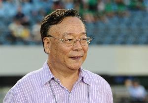 石雪清談張卓毅青訓(xùn)糾紛：嗨球行為不違規(guī)，但這種悲劇不能再發(fā)生