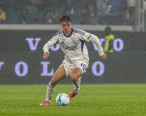 帕斯：主帥要求我放開(kāi)手腳像在科莫一樣踢球，隊(duì)友給了我很多幫助