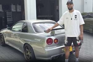 周薪六萬愛買車！太陽報：切爾西門將桑切斯車庫豪車價值超百萬鎊