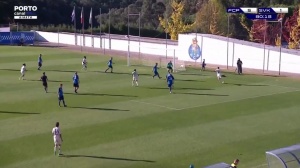 功力還在！已轉型歌手的恒大舊將J馬，在波爾圖傳奇賽上倒鉤破門