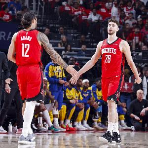 雙塔陣容！火箭對陣鵜鶘先發：阿門杜蘭特賈巴里申京亞當斯