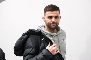 官方：阿利米在代表北馬其頓隊比賽時膝關節受傷，約兩周恢復訓練