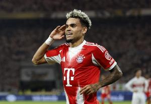 紅軍球迷們想念嗎？迪亞斯德甲7場轟5球4助 夏窗7500萬歐加盟拜仁