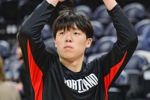 劉維偉：楊瀚森近一個月移動進步非常大 現在已經能跟上節奏了