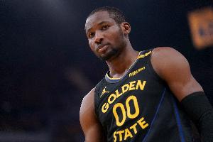 美記：庫明加讓人印象深刻 感覺他融入了球隊&不再只看重個人表現