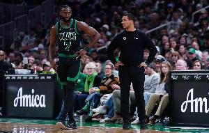 塞爾維亞教練觀摩綠軍：馬祖拉敢于批評核心成員 但懂得分寸