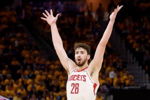 火箭：先走一步了！鵜鶘是西部唯一還未贏(yíng)球的球隊(duì) 今日慘敗綠軍