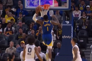 直搗黃龍！庫明加借掩護殺到籃下單臂劈扣