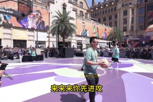 和本山大叔太像了！趙本山兒子趙大牛在東北籃球明星賽現(xiàn)場(chǎng)唱歌