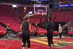 前場陣容豪華但后場告急！火箭探花謝潑德新賽季能支棱起來不？