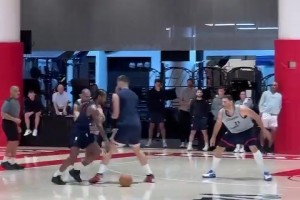 卡登連線 科林斯背扣！快船5v5隊內對抗訓練集錦