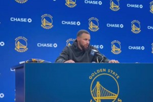 勇士首秀！庫里：霍福德作為5號位非常全面，我和他的默契不可言喻！