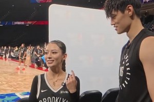 朗朗妻子吉娜采訪曾凡博：真高啊 我脖子都酸了??????