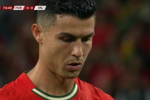 可惜了！特林康傳中造點球！C羅主罰點球被凱萊赫用腳擋出！