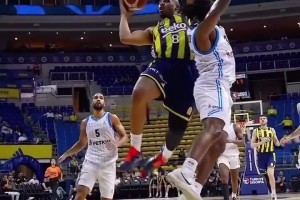 找到適合自己的地方了？湖人舊將霍頓塔克在歐洲降維打擊！