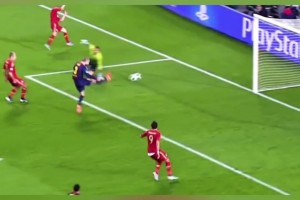 慶祝動作都準備好了！你怎么搶哥的進球呢！