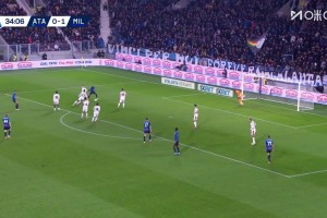 扳平比分！帕沙利奇精準滲透，克曼轉(zhuǎn)身爆桿近角得手