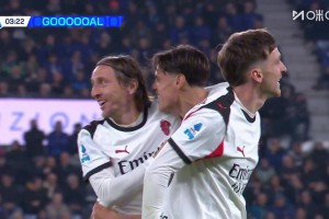 開場閃擊！里奇禁區(qū)外凌空抽射，皮球經(jīng)埃德森折射入網(wǎng)