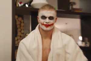 下一部小丑不是哈蘭德演的我不看，不得不說是真的壓迫感拉滿