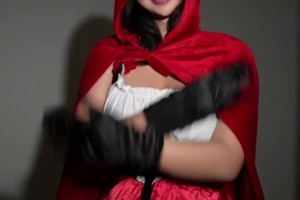 快生了吧？??張曼源曬手勢舞視頻：胖的我扭兩下都氣喘吁吁